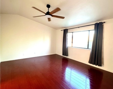 10974 Glenoaks  Dr. - Photo Thumbnail 17