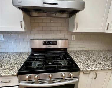 10974 Glenoaks  Dr. - Photo Thumbnail 35