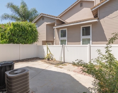 15876 Deer Trail Drive - Photo Thumbnail 25