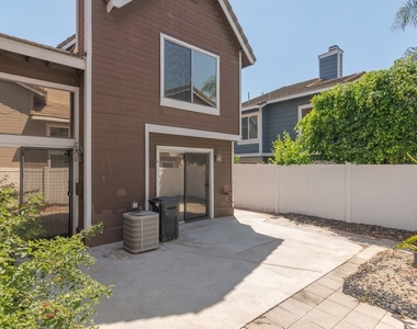 15876 Deer Trail Drive - Photo Thumbnail 26
