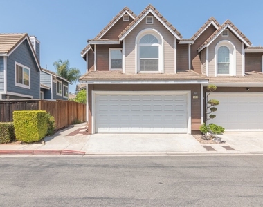 15876 Deer Trail Drive - Photo Thumbnail 2
