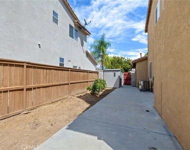 36073 Arras Drive - Photo Thumbnail 32