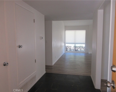 24300 Hatteras Street - Photo Thumbnail 4
