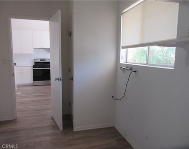 24300 Hatteras Street - Photo Thumbnail 9