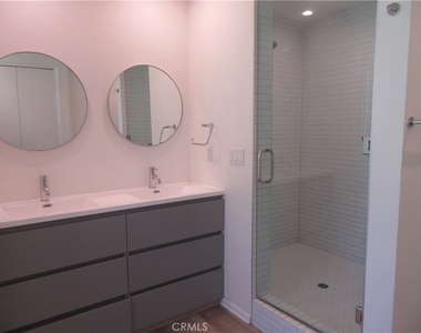 24300 Hatteras Street - Photo Thumbnail 27