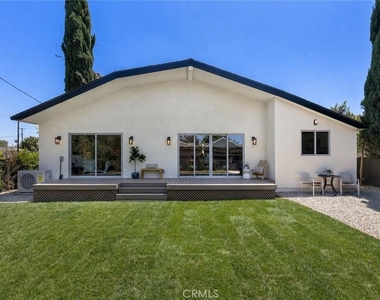 5759 Jamieson Avenue - Photo Thumbnail 21