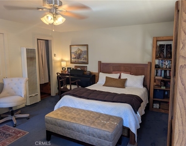 1184 Katherine Road - Photo Thumbnail 12