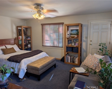 1184 Katherine Road - Photo Thumbnail 2