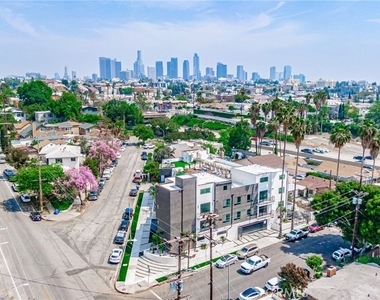 2828 London Street - Photo Thumbnail 32