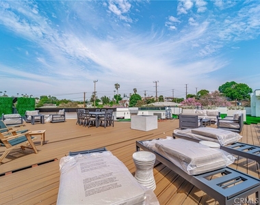2828 London Street - Photo Thumbnail 22