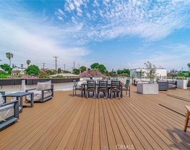 2828 London Street - Photo Thumbnail 21