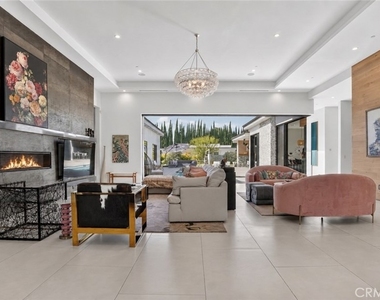 22935 Oxnard - Photo Thumbnail 17