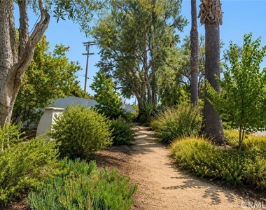 22935 Oxnard - Photo Thumbnail 4