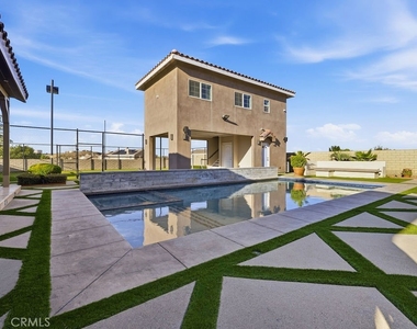 3945 Derby Circle - Photo Thumbnail 38