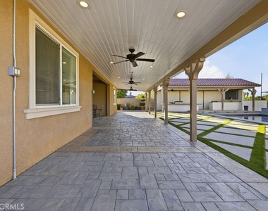 3945 Derby Circle - Photo Thumbnail 32