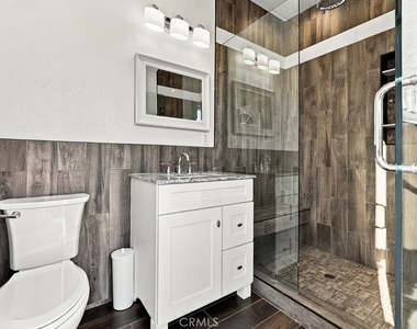 3945 Derby Circle - Photo Thumbnail 40