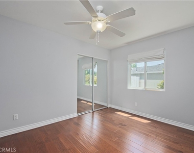 17343 Martha Street - Photo Thumbnail 17