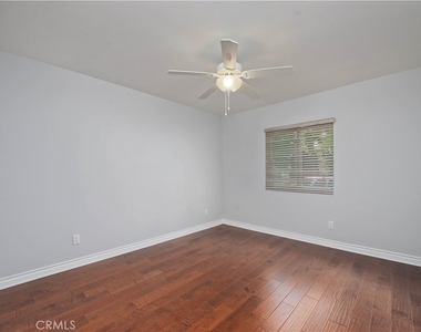 17343 Martha Street - Photo Thumbnail 19