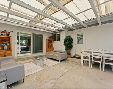 6201 Tampa - Photo Thumbnail 12