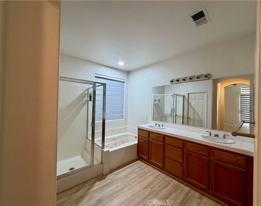 19116 Olympic Crest - Photo Thumbnail 14