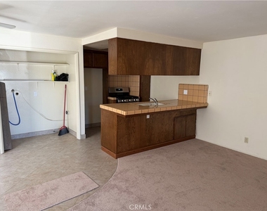 965 18th Street W - Photo Thumbnail 4