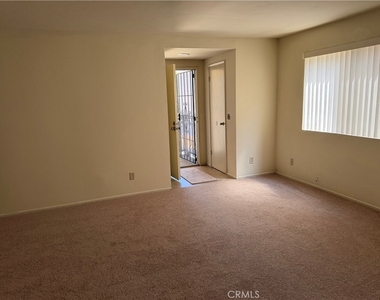 965 18th Street W - Photo Thumbnail 3
