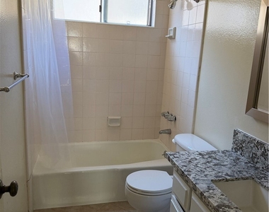 965 18th Street W - Photo Thumbnail 9