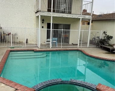 7209 Alverstone - Photo Thumbnail 1