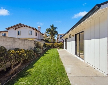 2418 Clark - Photo Thumbnail 1