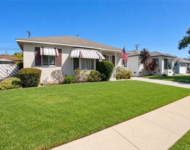 4628 Knoxville Avenue - Photo Thumbnail 4