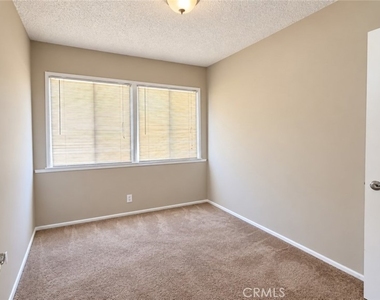 4628 Knoxville Avenue - Photo Thumbnail 23