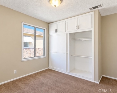 4628 Knoxville Avenue - Photo Thumbnail 20