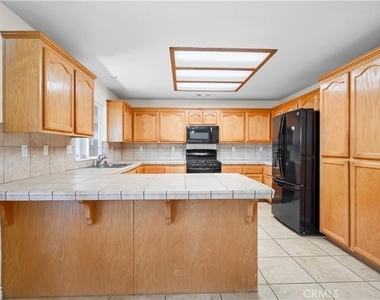 13227 Smith Road - Photo Thumbnail 6