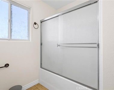 13227 Smith Road - Photo Thumbnail 17