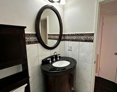 356 E 20th Street - Photo Thumbnail 8