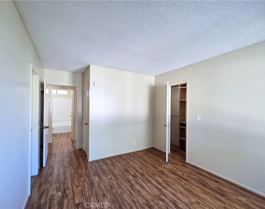 511 Bayport Street - Photo Thumbnail 12