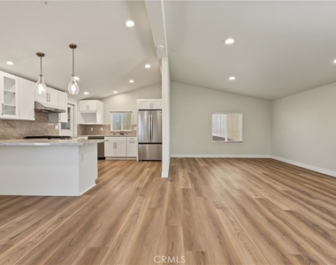 2589 Monette Drive - Photo Thumbnail 4