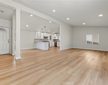 2589 Monette Drive - Photo Thumbnail 13