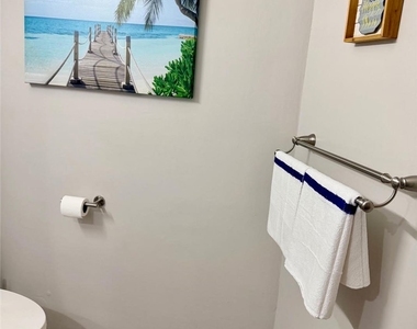 1174 E Ocean - Photo Thumbnail 32