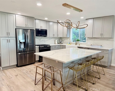 1174 E Ocean - Photo Thumbnail 7