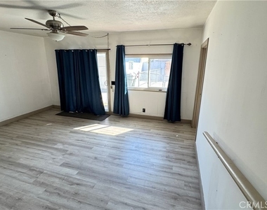 11222 Magnolia - Photo Thumbnail 5