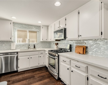 965 W Imperial Highway - Photo Thumbnail 5