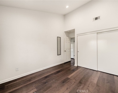 965 W Imperial Highway - Photo Thumbnail 13