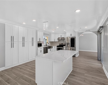 5451 Lockhaven Drive - Photo Thumbnail 11