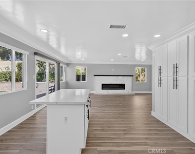 5451 Lockhaven Drive - Photo Thumbnail 14