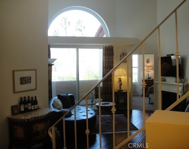 620 S Gramercy - Photo Thumbnail 3