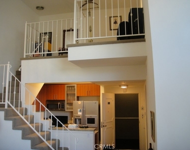 620 S Gramercy - Photo Thumbnail 4