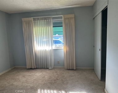 15022 Hunter Lane - Photo Thumbnail 2