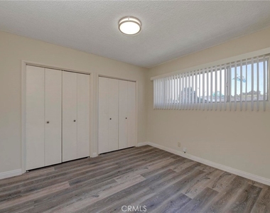 25910 Viana #d Avenue - Photo Thumbnail 16