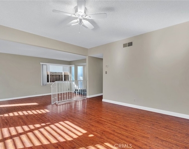 25912 Viana Ave. - Photo Thumbnail 6